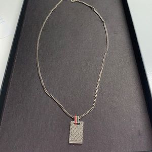 Gucci necklace